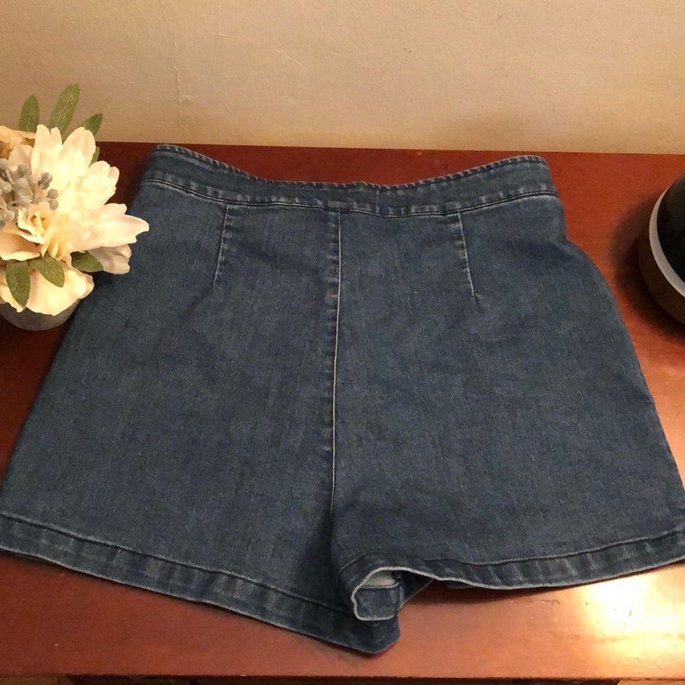 High Rise Denim Shorts - Picture 2 of 2